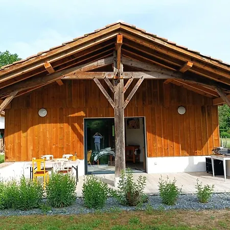 Restored Barn In Its Landes Airial * Léon