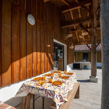 Restored Barn In Its Landes Airial Casa de Férias Léon