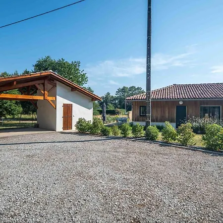 Restored Barn In Its Landes Airial Léon